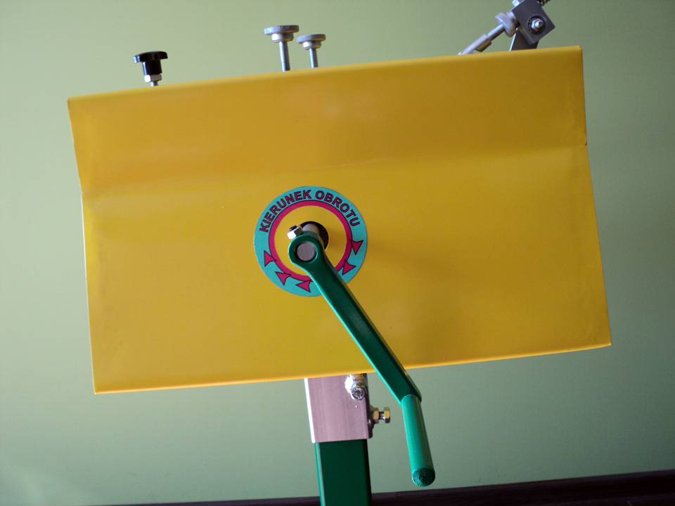 brúska na pásovú pílu